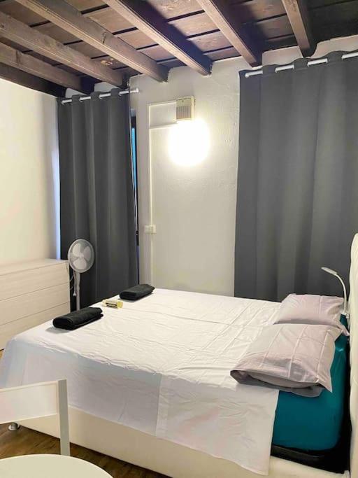 Apartmán Low-Cost Teatro Romano Verona Exteriér fotografie